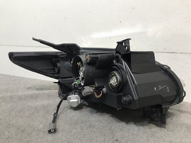 MPV LWEW/LWFW/LW3W/LW5W 純正 後期 左ヘッドライト/ランプ キセノン HID STANLEY P3811 マツダ(109664)