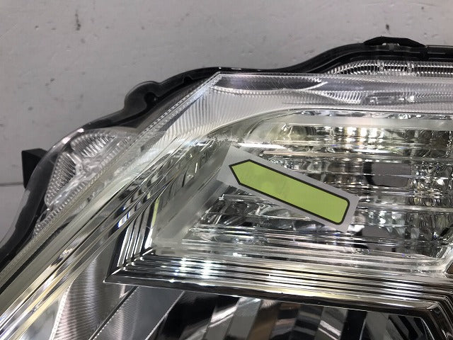 セレナ C26/FPC26/NC26/FNPC26/HC26/HFC26/FNC26 純正 前期 左ヘッドライト/ランプ キセノン HID 100-23097 26075-1VA5C(109829)