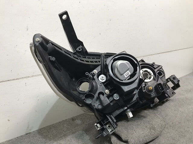プレマシー CREW/CR3W 純正 後期 左ヘッドライト/ランプ キセノン HID AFS無 STANLEY P7137 マツダ(109882)
