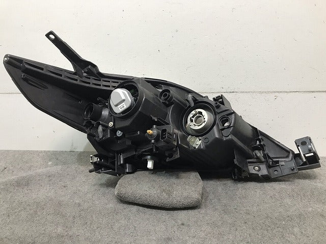 プレマシー CREW/CR3W 純正 後期 左ヘッドライト/ランプ キセノン HID AFS無 STANLEY P7137 マツダ(109882)