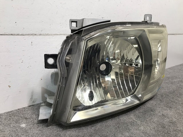 ハイエース/レジアスエース 200系 社外 左ヘッドライト/ランプ ハロゲン EAGL E EYES EE TY811 トヨタ(109921)