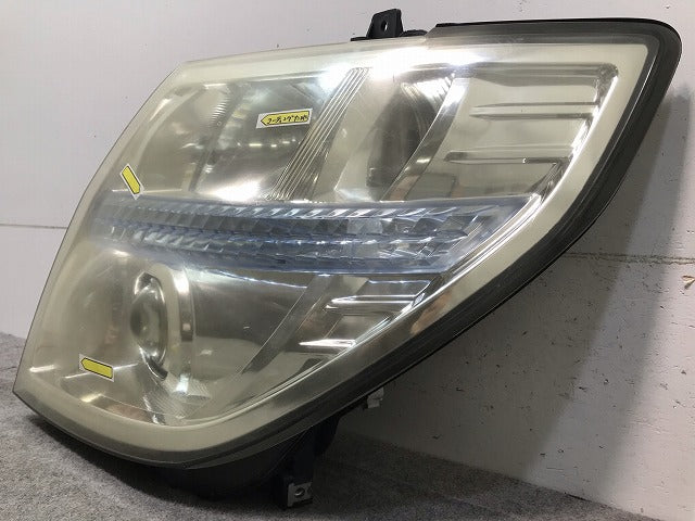 エルグランド E51 純正 左ヘッドライト/ランプ レベライザー キセノン HID KOITO 100-24852 日産(109931)