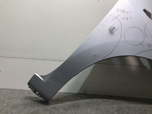 ムーヴ LA100S/LA110S 純正 右フロントフェンダー 銀 ダイハツ(110102)