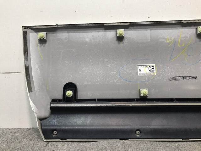 セレナ ハイウェイスター C26 純正 前期 右フロントドア サイドパネル マッドガード 76854 1VF0A ホワイトパール カラーNo.QAB(110119)
