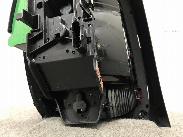 新品! MINI/ミニ F55/F56 純正 前期 右テールランプ/ライト/レンズ LED 7297414-14 63217297414 ミニ(110130)