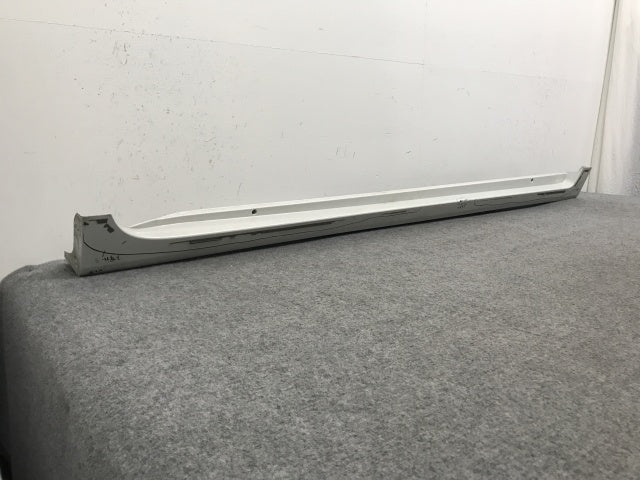 プリウス/アルファ/α ZVW40W/ZVW41W 純正 右 サイドステップ/サイドスカート 75850-47020 ホワイトパールクリスタルシャイン 070(110277)