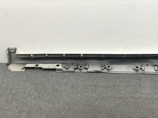 プリウス/アルファ/α ZVW40W/ZVW41W 純正 右 サイドステップ/サイドスカート 75850-47020 ホワイトパールクリスタルシャイン 070(110277)