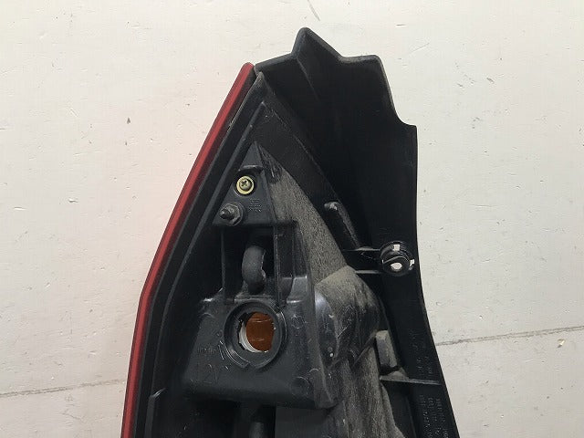 プリメーラ P12/WHP12/WRP12/WTNP12/WTP12 純正 右テールランプ/ライト/レンズ ICHIKOH 4918 日産(110499)