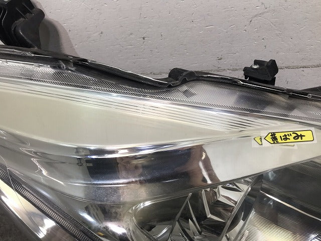 ティアナ L33 純正 右ヘッドライト/ランプ レベライザー キセノン HID バラスト AFS無し KOITO 100-17794 日産(110612)