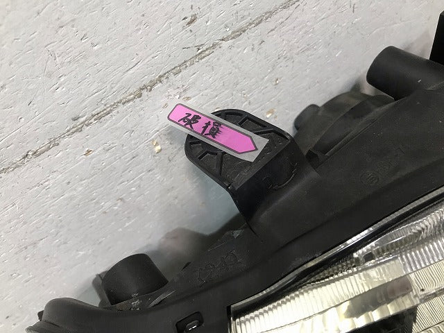 アルト HA23S/HA23V/HB23 純正 右ヘッドライト/ランプ ハロゲン STANLEY P1501 スズキ(110624)