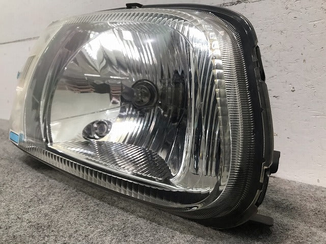 アルト HA23S/HA23V/HB23 純正 右ヘッドライト/ランプ ハロゲン STANLEY P1501 スズキ(110624)