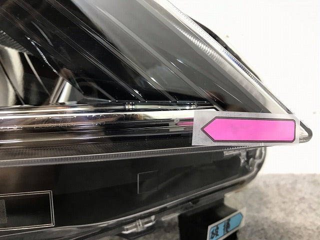 セレナ C27/GC27/GFC27/GNC27/GFNC27 純正 前期 右ヘッドライト/ランプ LED レベライザー KOITO 100-23721 日産(110767)