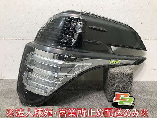 ヴェルファイア 30系/AGH30W/AGH35W/GGH30W/GGH35W 純正 前期 右テールランプ/ライト/レンズ LEDハロゲン KOITO 58-69 トヨタ(110790)