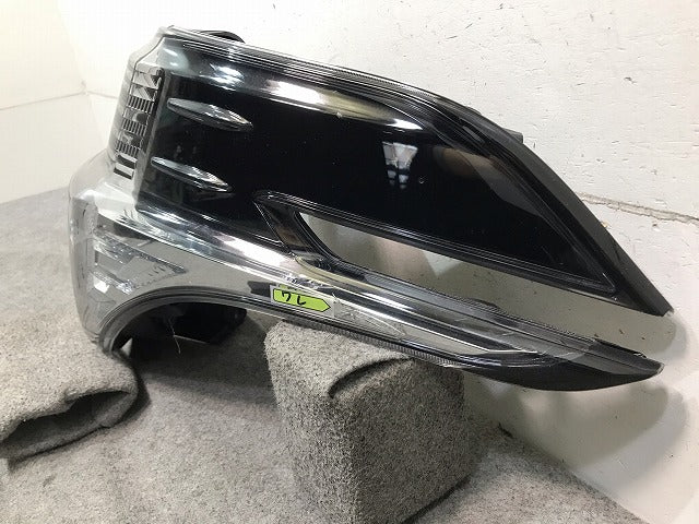 ヴェルファイア 30系/AGH30W/AGH35W/GGH30W/GGH35W 純正 前期 右テールランプ/ライト/レンズ LEDハロゲン KOITO 58-69 トヨタ(110790)