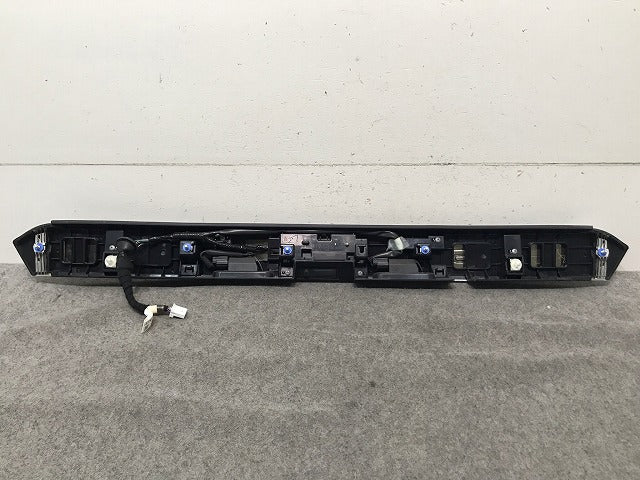 セレナ C27/GC27/GFC27/GNC27/GFNC27 純正 リアフィニッシャー ガーニッシュ 90810 5T※5A 日産(110912)