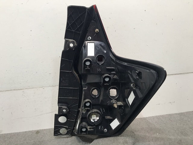 ノート E12/HE12/NE12/SNE12 純正 後期 左テールランプ/ライト/レンズ ICHIKOH D202 日産(110961)