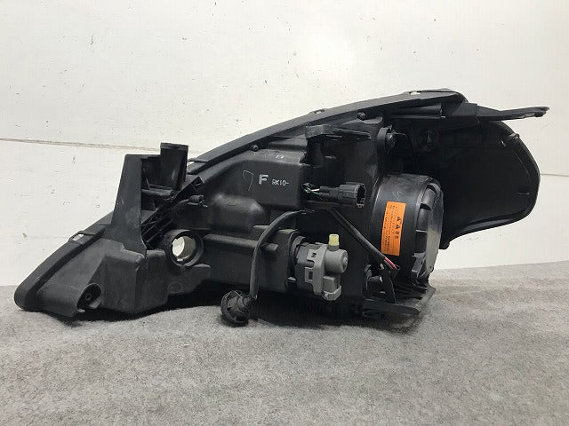 ティーダ C11/JC11/NC11 純正 右ヘッドライト/ランプ キセノン HID レベライザー バラスト付 STANLEY P4279 日産(111024)