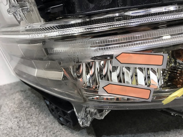 N-BOX/NBOX/Nボックス/カスタム JF1/JF2 純正 右ヘッドライト/ランプ キセノン HID レベライザー KOITO 100-62038 ホンダ(111030)