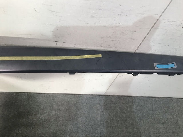 新品! 1シリーズ E81/E87 純正 リアバンパーモール 51127182373/158 577 11 未塗装 BMW(111211)