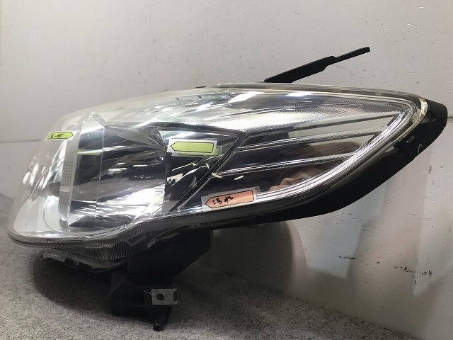 美品! プレマシー CREW/CR3W 純正 後期 左ヘッドライト/ランプ キセノン HID レベライザー付 STANLEY P7696L マツダ(111219)