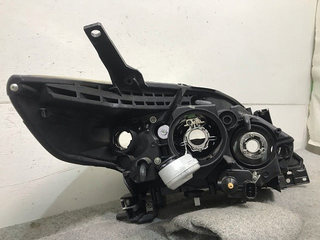 美品! プレマシー CREW/CR3W 純正 後期 左ヘッドライト/ランプ キセノン HID レベライザー付 STANLEY P7696L マツダ(111219)