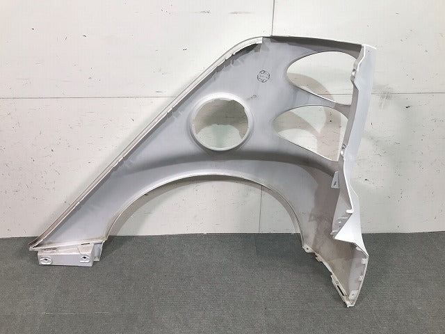 スマートフォーツー W451 純正 右リアフェンダー A 451 882 02 01 白 メルセデスベンツ(111411)