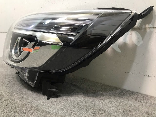 デイズルークス ハイウェイスター B21A 純正 左ヘッドライト/ランプ LED レベライザー KOITO 100-6712J 日産(111428)