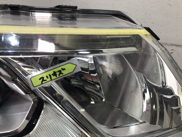 ステップワゴン/スパーダ RP3/RP4 純正 右ヘッドライト/ランプ LED AL Automotive Lighting 33100-TAA-931 ホンダ(111488)