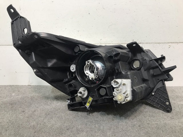 パレットSW/ルークス MK21S/ML21S 純正 左ヘッドライト/ランプ キセノン HID レベライザー KOITO 100-59207 スズキ(111500)