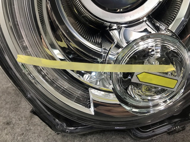 ラパン HE33S 純正 左ヘッドライト/ランプ キセノン HID レベライザー バラスト ICHIKOH 1915 スズキ(111507)