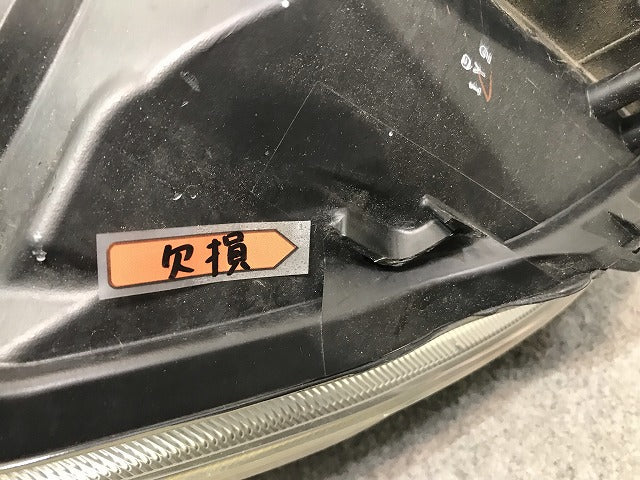 プリウス ZVW30 純正 前期 右ヘッドライト/ランプ レベライザー LED KOITO 47-30 81185-47340 トヨタ(111547)