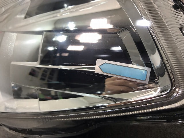 ティーダ/TIIDA C11/JC11/NC11 純正 後期 左ヘッドライト/ランプ レベライザーハロゲン付 STANLEY P7779 日産/NISSAN (111557)