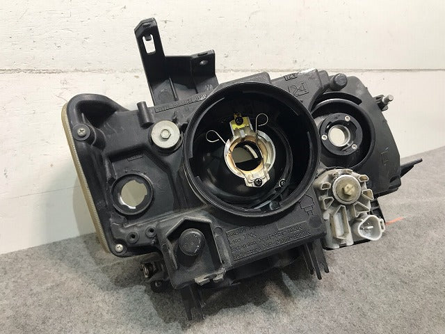 ワゴンR スティングレー MH22S 純正 左ヘッドライト/ランプ キセノン HID レベライザー KOITO 100-59164 スズキ(111575)