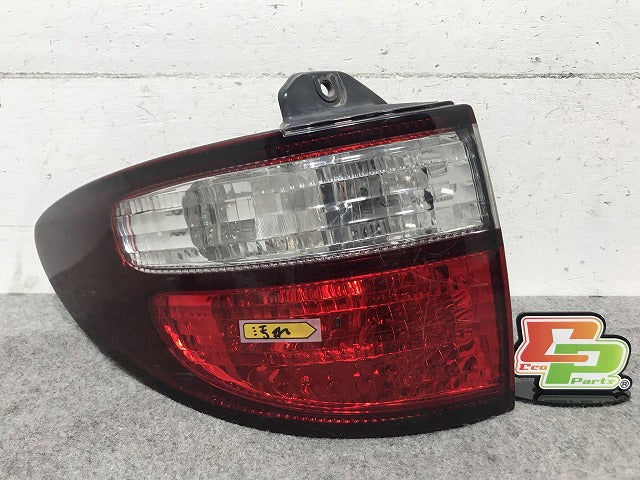 エスティマ ACR30W/ACR40W/MCR30W/MCR40W 純正 前期 左テールランプ/ライト/レンズ ハロゲン ICHIKOH 28-135 81561-28261 トヨタ(111598)