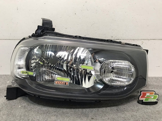 キューブ Z12/NZ12 純正 右ヘッドライト/ランプ ハロゲン レベライザー STANLEY P8190 日産(111601)