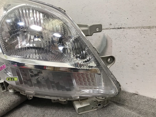 ムーヴ L175S/L185S 純正 右ヘッドライト/ランプ ハロゲン レベライザー STANLEY P6708 ダイハツ(111637)