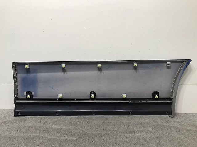 セレナ ハイウェイスター C26/FPC26/NC26/FNPC26/HC26/HFC26 純正 後期 右スライドドア サイドパネル マッドガード 76856 3JY0A(111642)