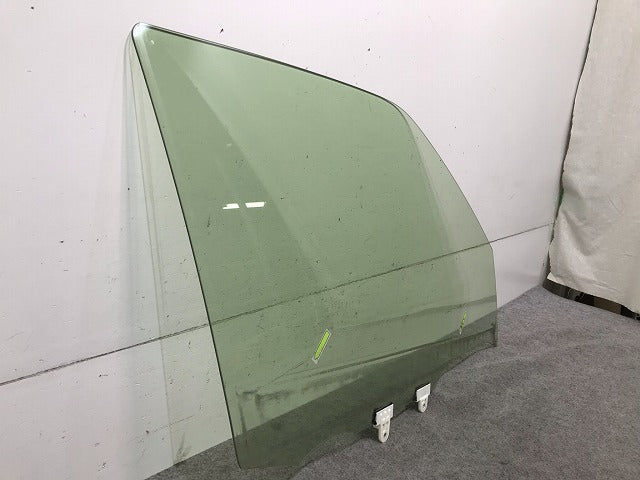 ジューク F15/NF15/YF15 純正 右フロントガラス M2H3/DOT20 AS2/10S 日産(111779)