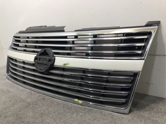 エルグランド ハイウェイスター E51/ME51/MNE51/NE51 純正 後期 フロントグリル/ラジエターグリル/ラジエーターグリル 62310 WB40A(111791)