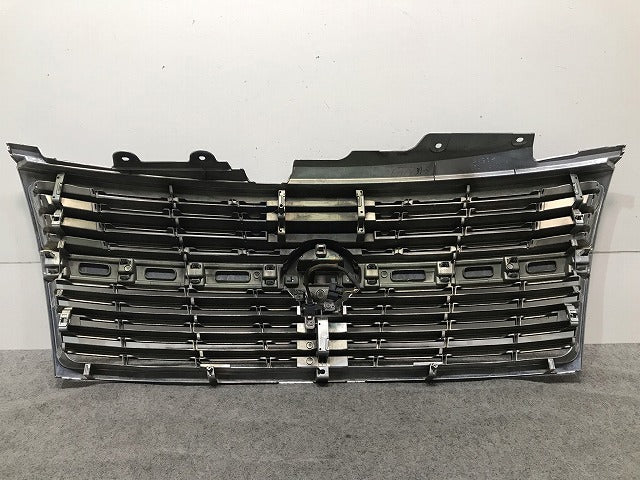 エルグランド ハイウェイスター E51/ME51/MNE51/NE51 純正 後期 フロントグリル/ラジエターグリル/ラジエーターグリル 62310 WB40A(111791)
