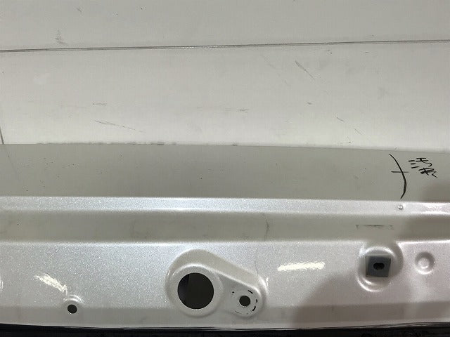 ヴェルファイア/アルファード 20系/ANH20W/ANH25W/GGH20W/GGH25W 純正 リアゲート/バックドア/リアハッチ パール カラーNo.070(111811)