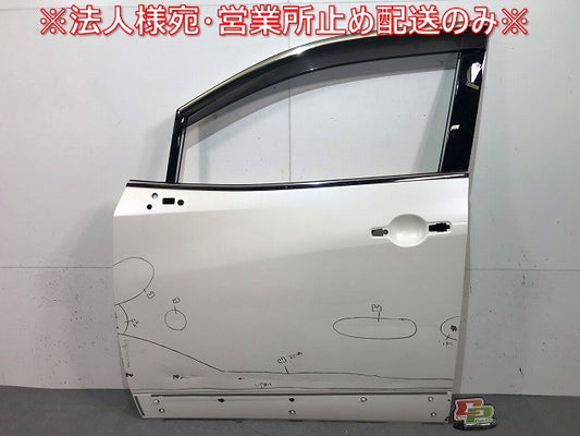 エルグランド ハイウェイスター E52/PE52/PNE52/TE52/TNE52 純正 左フロントドア バイザー付 ホワイトパール カラーNo.QAB(111817)