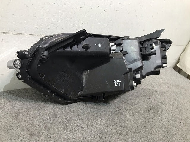 シャトル/シャトルハイブリッド GK8/GK9/GP7/GP8 純正 前期 右ヘッドライト/ランプ レベライザー LED STANLEY W2386 ホンダ(111836)