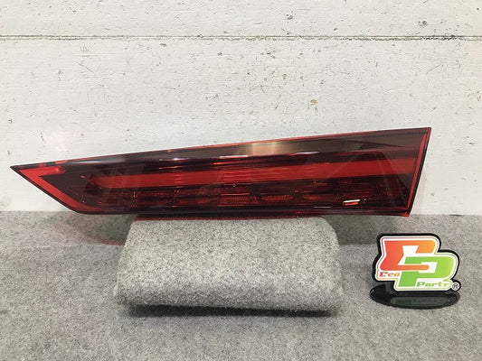 新品! S60 ZB系 純正 右テールランプ/ライト/レンズ LED インナー/内側 HELLA 31468202 31468202 ボルボ(111988)