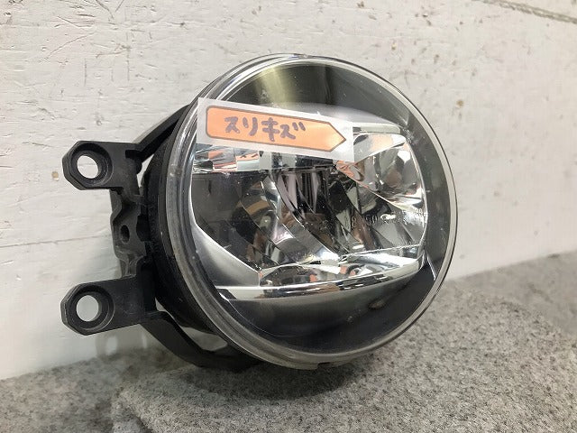 プリウス/ヴォクシー/アクア/レクサス/30/アルファード/ヴェルファイア 純正 右 LED フォグランプ/ライト/レンズ KOITO 48-150(112039)