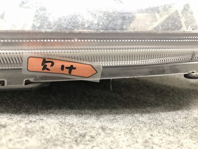アベンシス/セダン/ワゴン/AZT250/AZT255/AZT251/ 純正 左ヘッドライト/ランプ ハロゲン KOITO 05-41 トヨタ (112126)