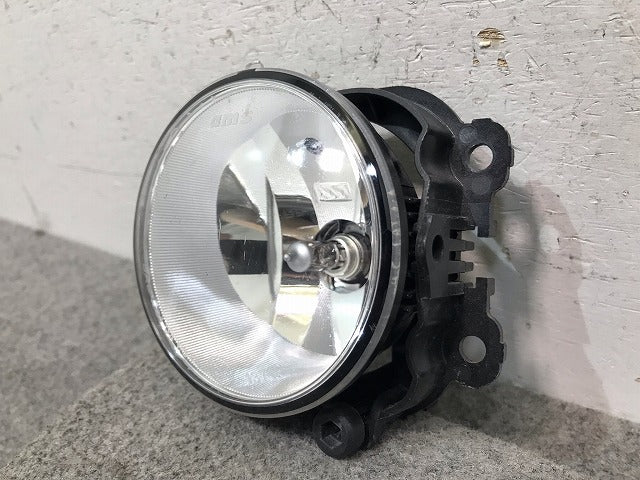 デイズルークス ハイウェイスター/eKスペースカスタム B21A/B11A 純正 共通 左右 ハロゲン フォグランプ/ライト/レンズ 1022500026(112155)