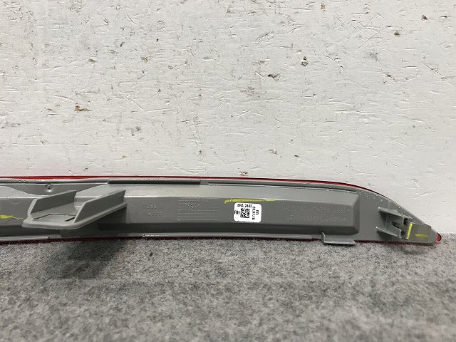 新品!X6/F16 純正 右リフレクター/反射板 HELLF 8 497 424-03 63147323186 ＢＭＷ (112211)