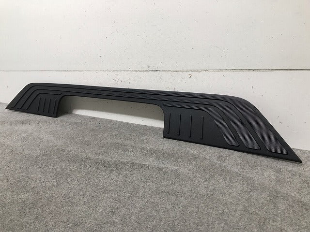新品!Vクラス/W447 純正 トランクストリップ/ドアシルプレート A447 690 0051 A 4476900051 メルセデスベンツ (112258)