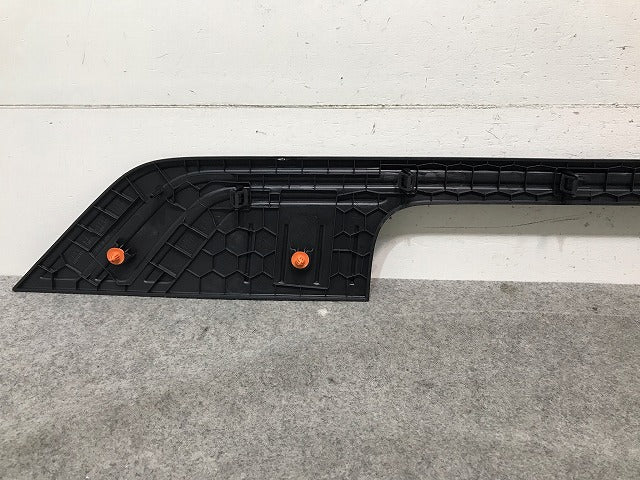 新品!Vクラス/W447 純正 トランクストリップ/ドアシルプレート A447 690 0051 A 4476900051 メルセデスベンツ (112258)